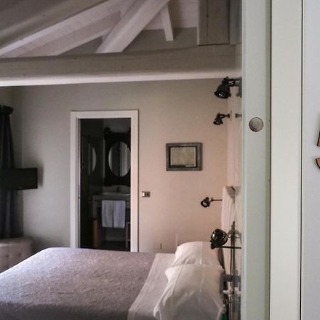 Corte Merighi Charming Rooms Verona Exterior foto
