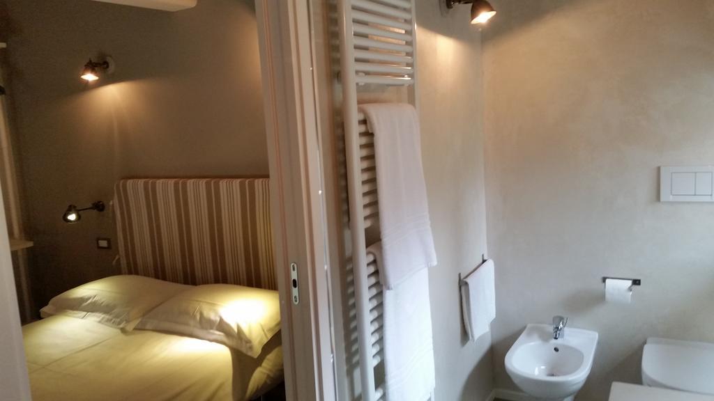 Corte Merighi Charming Rooms Verona Exterior foto