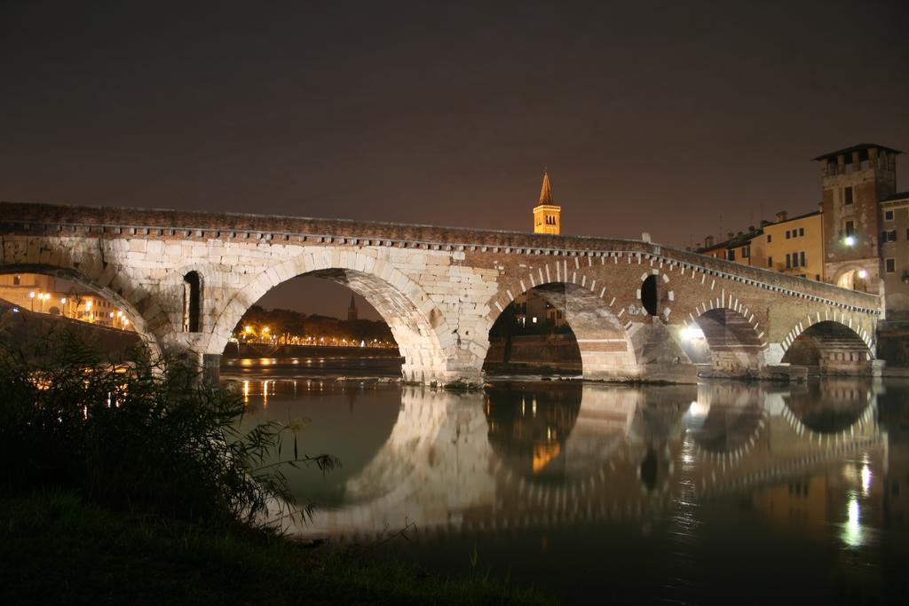 Corte Merighi Charming Rooms Verona Exterior foto